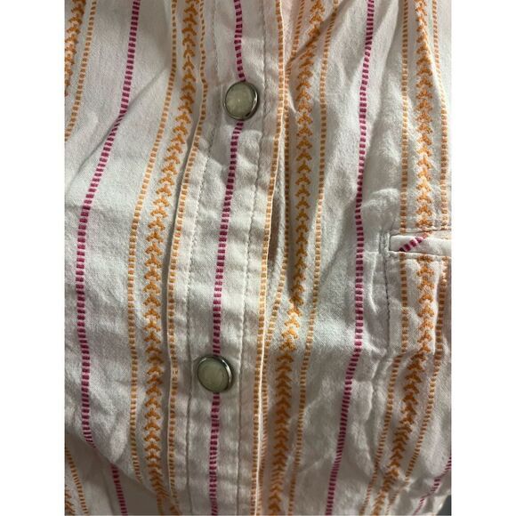 The North face button up 3/4 sleeve top size small - Picture 2 of 3